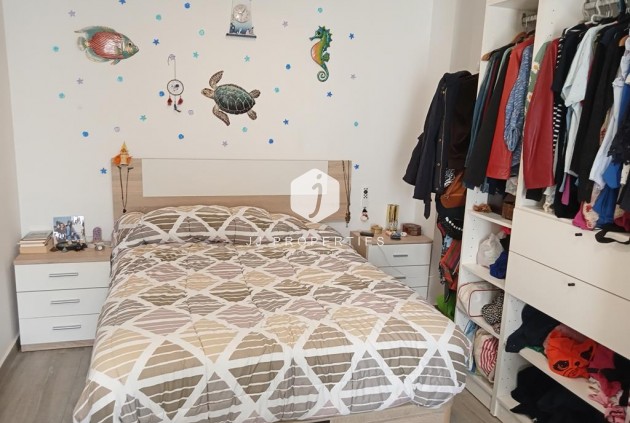 Aus zweiter Hand - Wohnung -
Torrevieja - LA LOMA