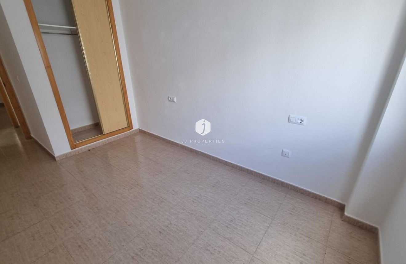 Aus zweiter Hand - Wohnung -
Torrevieja - El molino