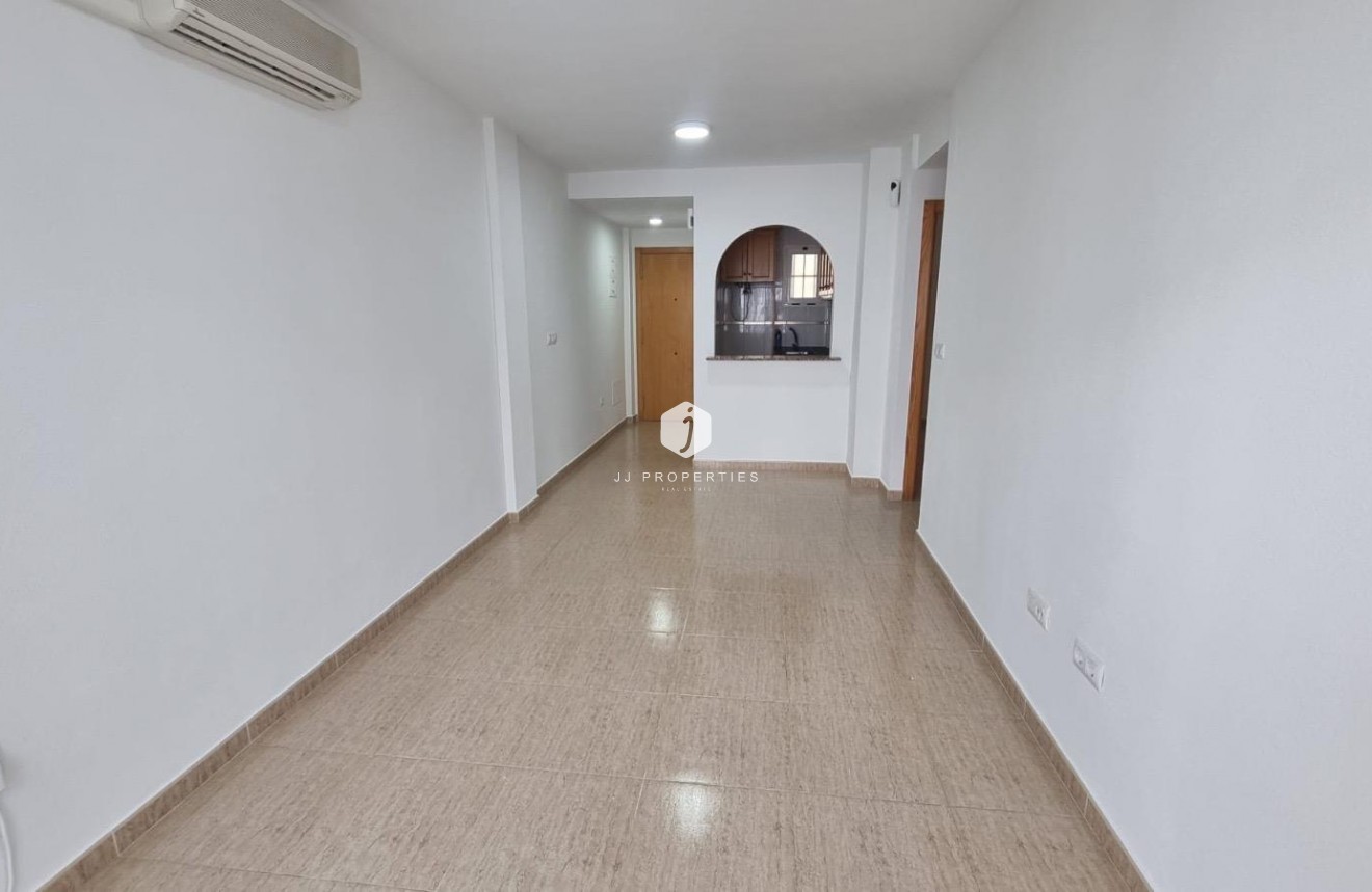 Aus zweiter Hand - Wohnung -
Torrevieja - El molino
