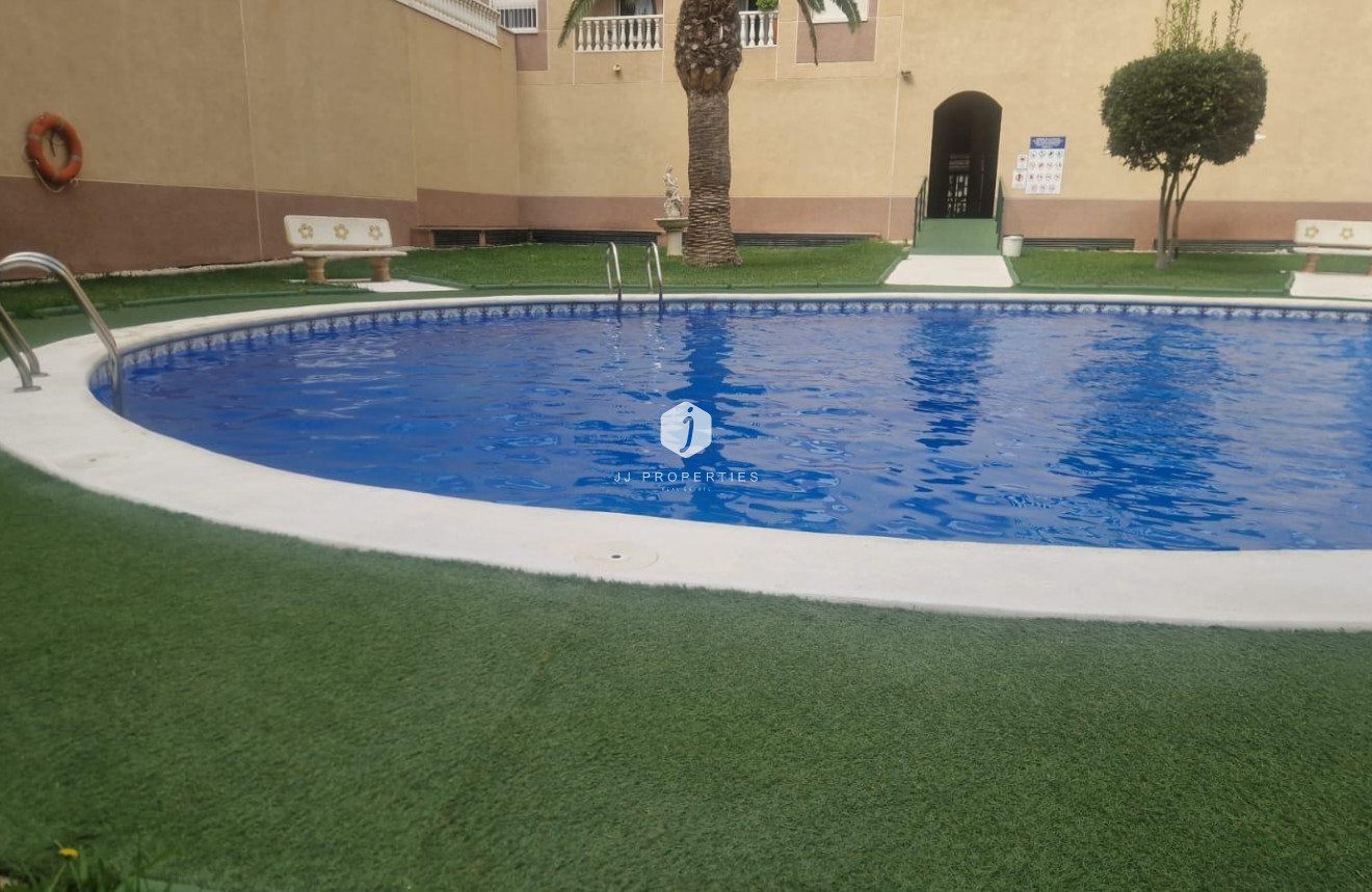 Aus zweiter Hand - Wohnung -
Torrevieja - Centro