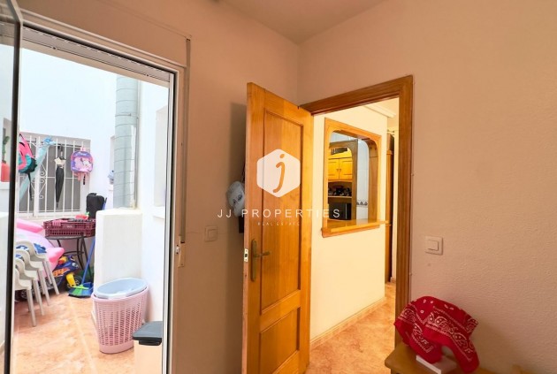 Aus zweiter Hand - Wohnung -
Torrevieja - Centro