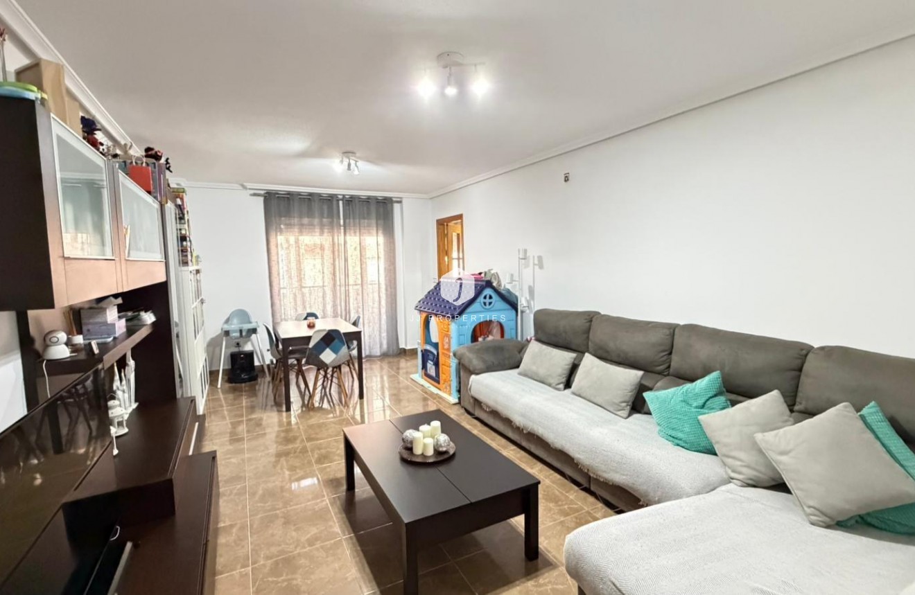 Aus zweiter Hand - Wohnung -
Benijofar - Pueblo 4