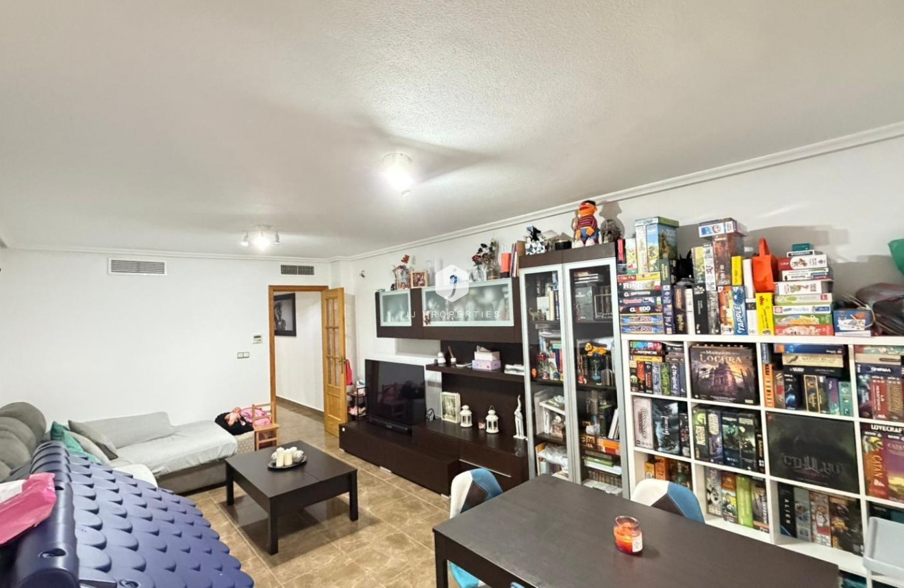 Aus zweiter Hand - Wohnung -
Benijofar - Pueblo 4