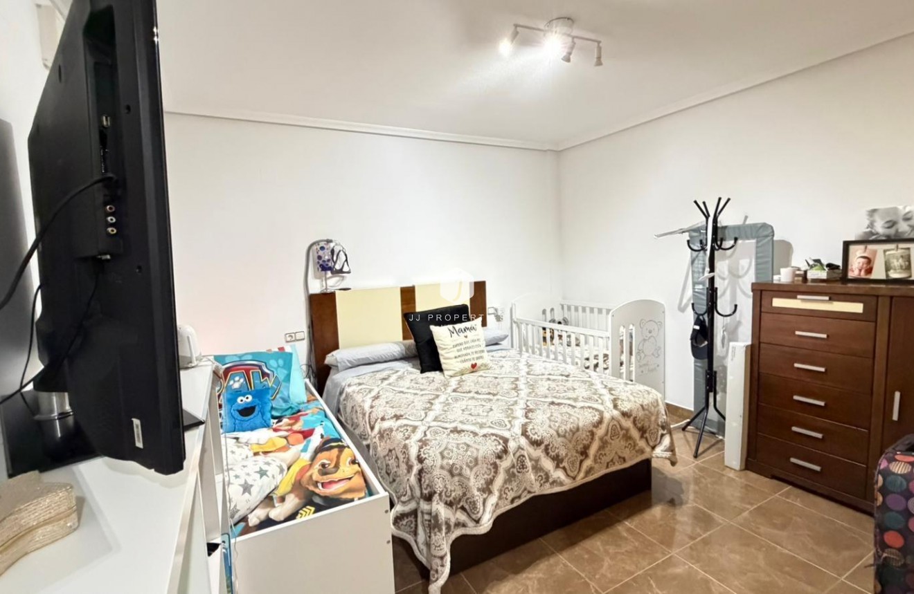 Aus zweiter Hand - Wohnung -
Benijofar - Pueblo 4