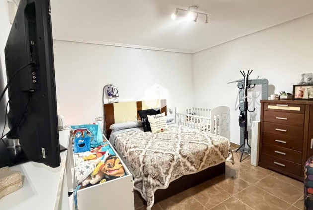 Aus zweiter Hand - Wohnung -
Benijofar - Pueblo 4