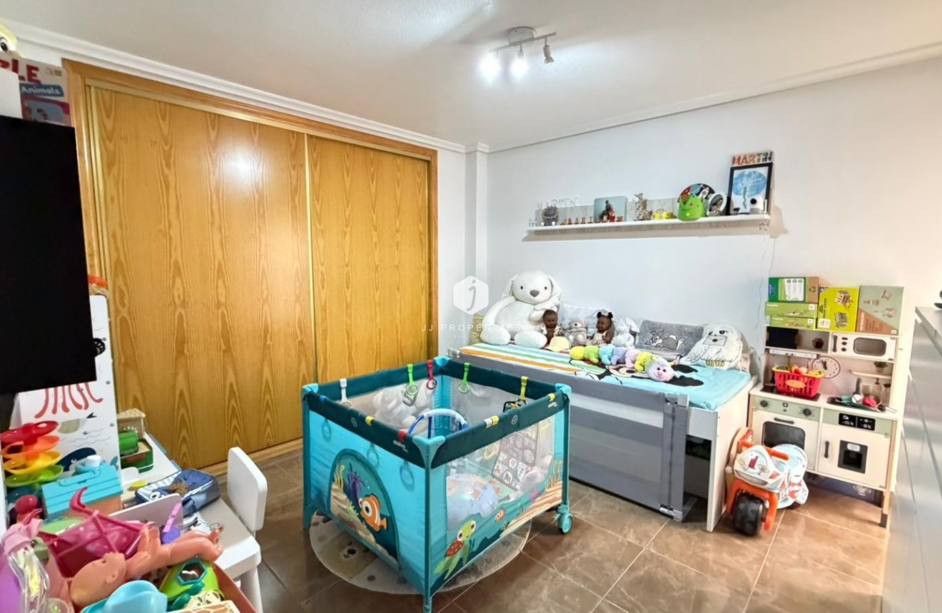 Aus zweiter Hand - Wohnung -
Benijofar - Pueblo 4