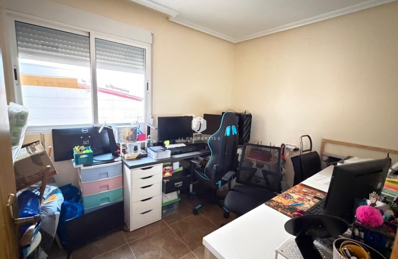 Aus zweiter Hand - Wohnung -
Benijofar - Pueblo 4