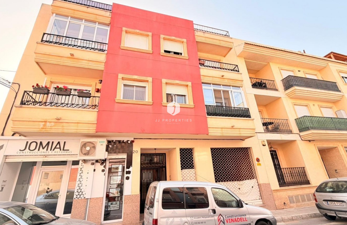 Aus zweiter Hand - Wohnung -
Benijofar - Pueblo 4