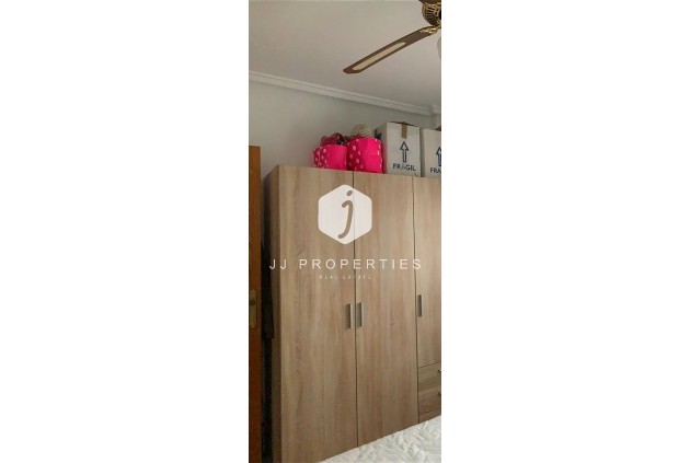 Aus zweiter Hand - Villa -
Orihuela Costa - Las Filipinas