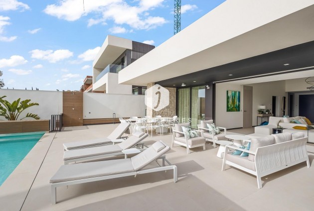Segunda mano - Villa -
Algorfa - Comunidad Valenciana
