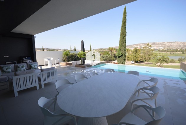 Segunda mano - Villa -
Algorfa - Comunidad Valenciana