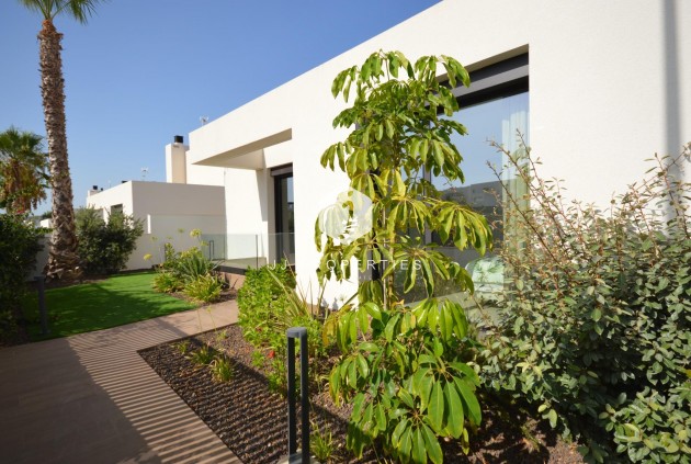 Segunda mano - Villa -
Algorfa - Comunidad Valenciana