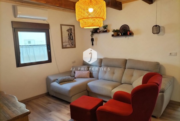 Aus zweiter Hand - Chalet -
Formentera del Segura - Centro