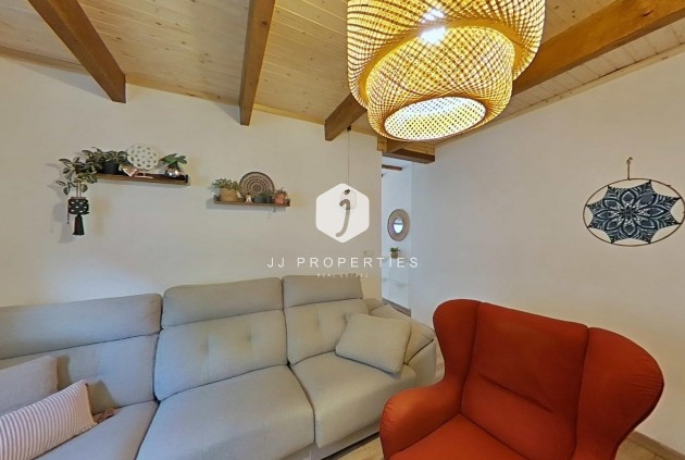 Aus zweiter Hand - Chalet -
Formentera del Segura - Centro