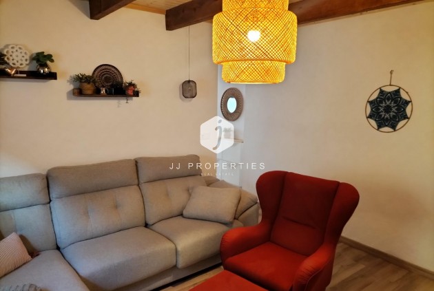 Aus zweiter Hand - Chalet -
Formentera del Segura - Centro