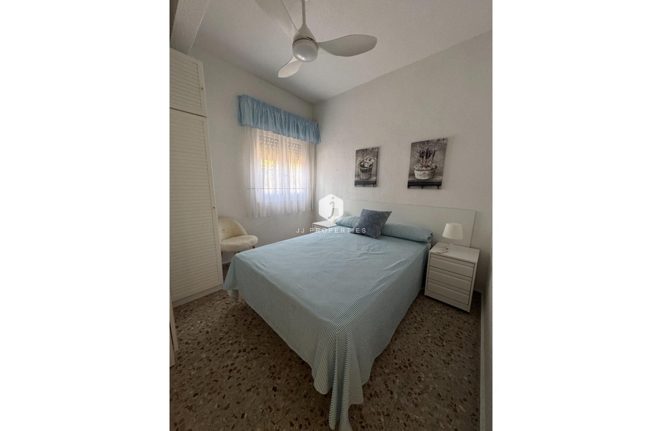 D'occasion - Villa -
Albatera - Partida Lomas