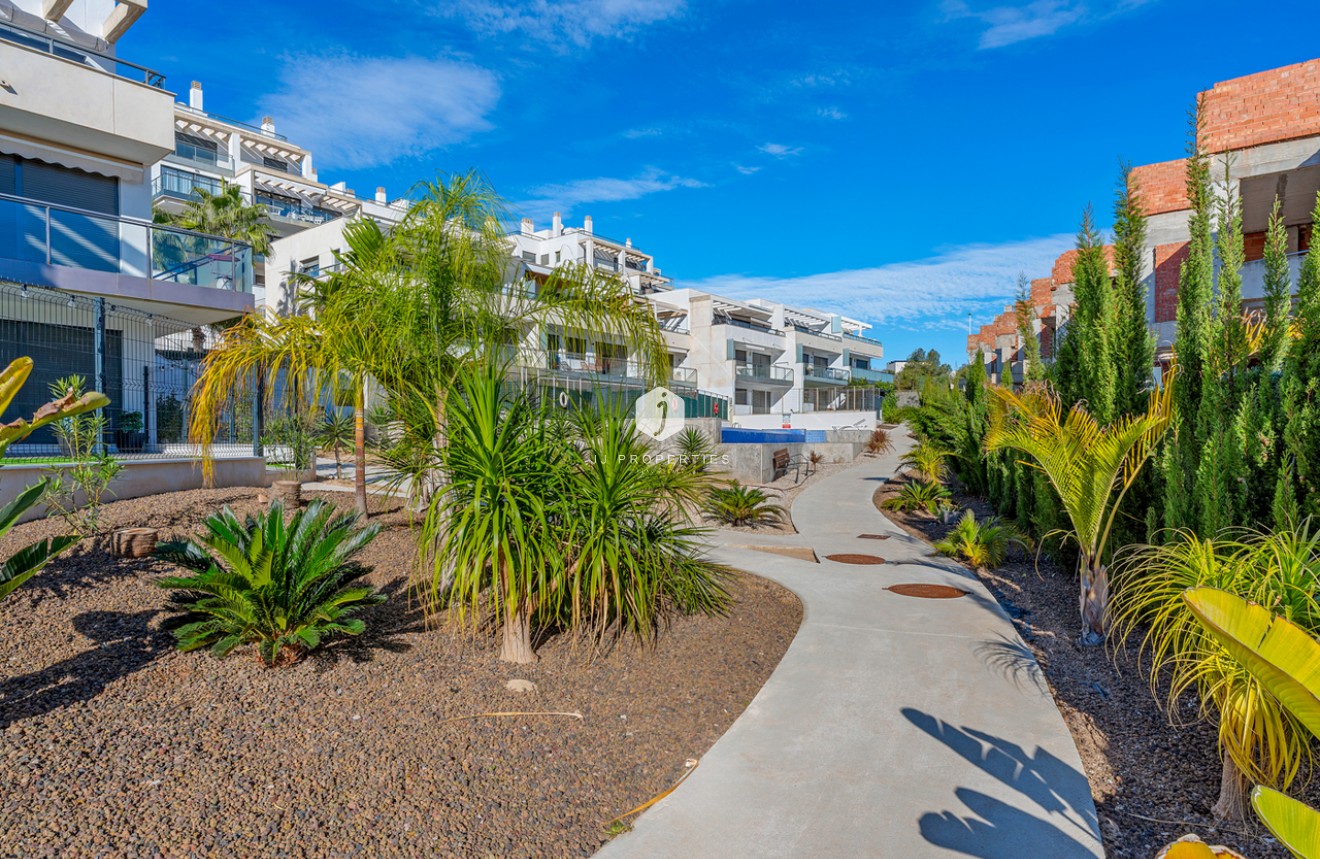 Aus zweiter Hand - Wohnung -
Campoamor - Costa Blanca