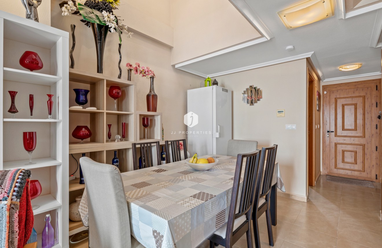 Aus zweiter Hand - Chalet -
San Miguel de Salinas - Inland