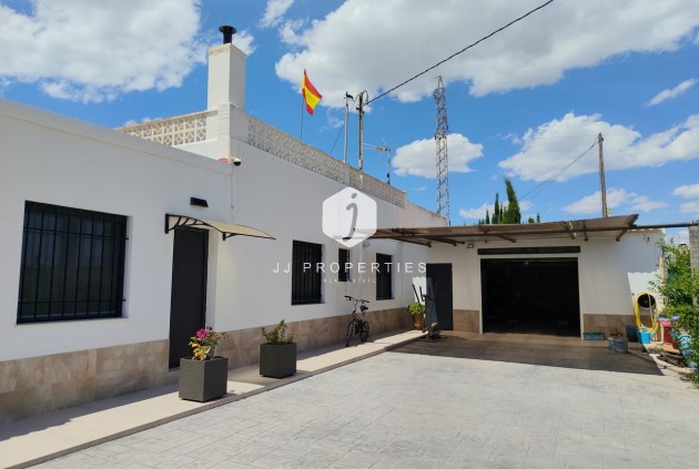 Segunda mano - Casa de campo -
Los Montesinos - Costa Blanca