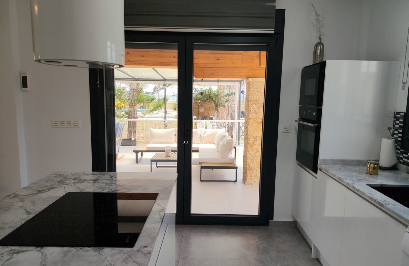 Segunda mano - Casa de campo -
Los Montesinos - Costa Blanca