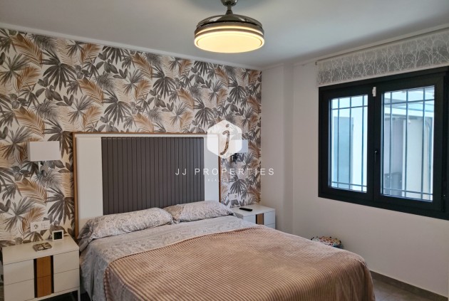Segunda mano - Casa de campo -
Los Montesinos - Costa Blanca