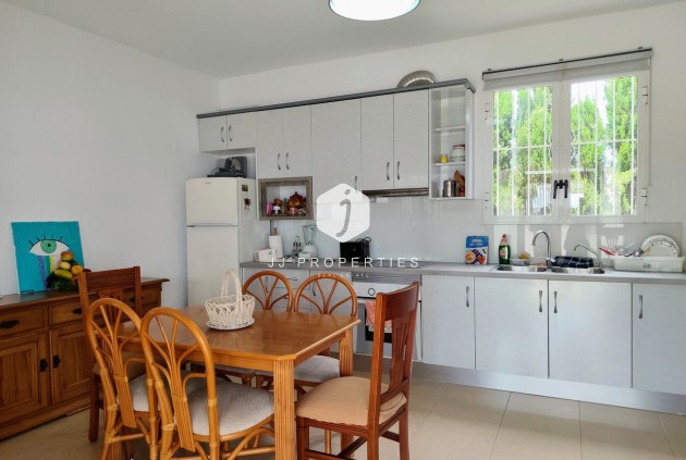 Segunda mano - Casa de campo -
Los Montesinos - Costa Blanca