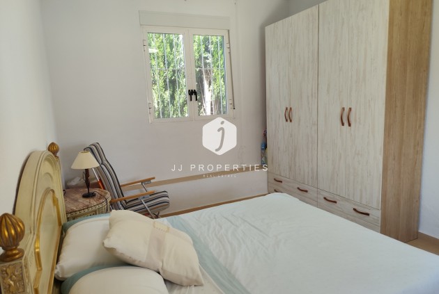 Segunda mano - Casa de campo -
Los Montesinos - Costa Blanca