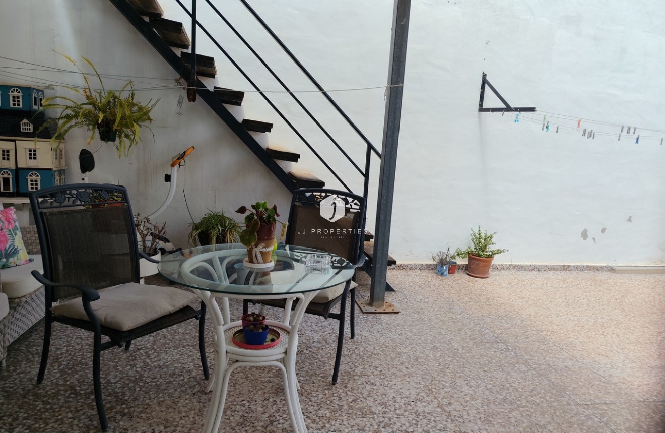 Segunda mano - Casa de campo -
Los Montesinos - Costa Blanca