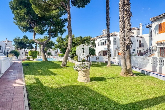 Resale - Bungalow -
Torrevieja - Costa Blanca