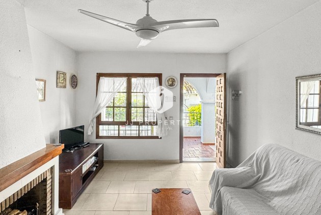 Resale - Bungalow -
Torrevieja - Costa Blanca
