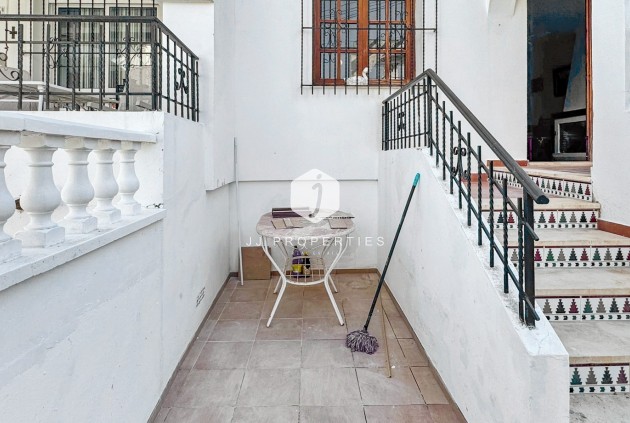 Resale - Bungalow -
Torrevieja - Costa Blanca
