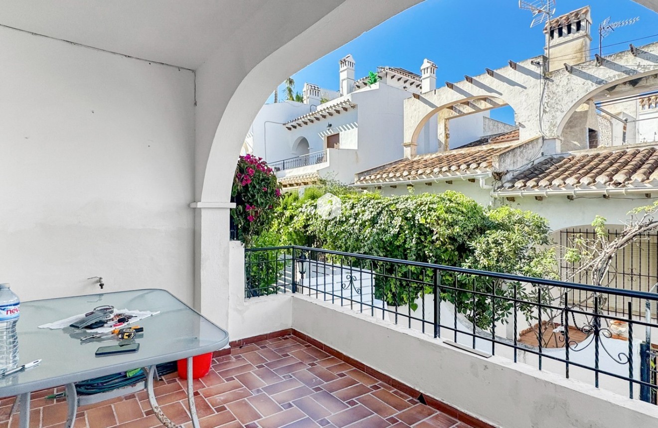 Resale - Bungalow -
Torrevieja - Costa Blanca