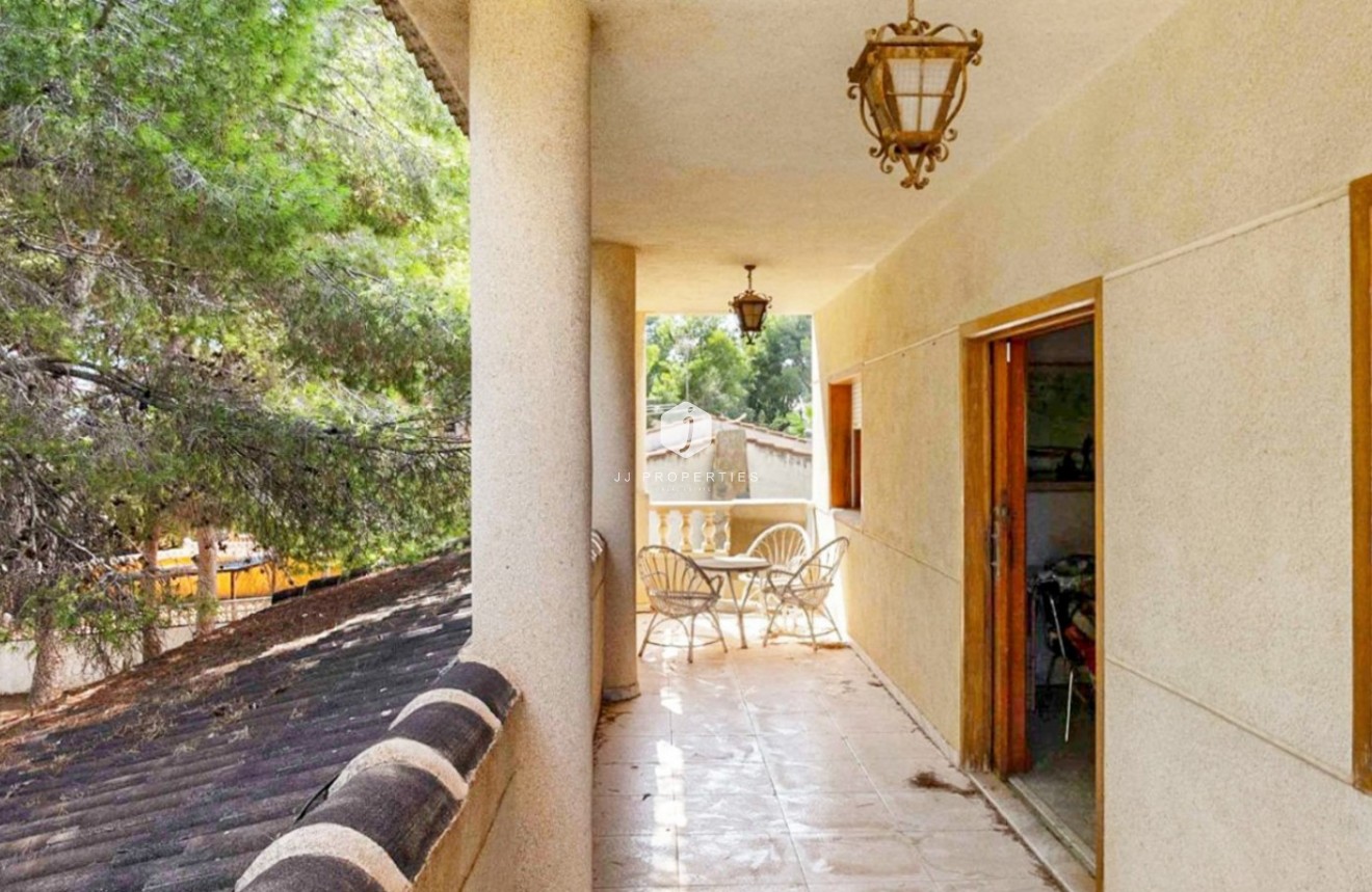 Aus zweiter Hand - Villa -
Torrevieja - Costa Blanca