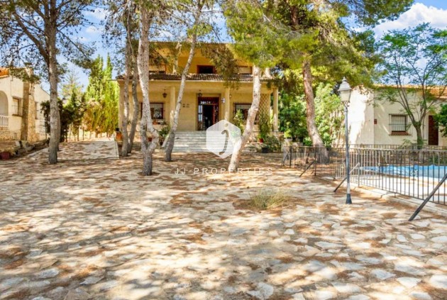 Aus zweiter Hand - Villa -
Torrevieja - Costa Blanca