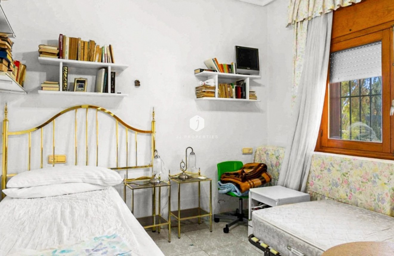 Aus zweiter Hand - Villa -
Torrevieja - Costa Blanca