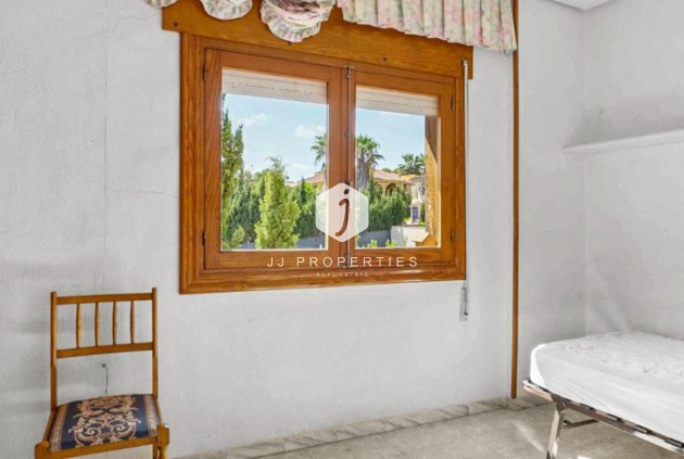 Aus zweiter Hand - Villa -
Torrevieja - Costa Blanca