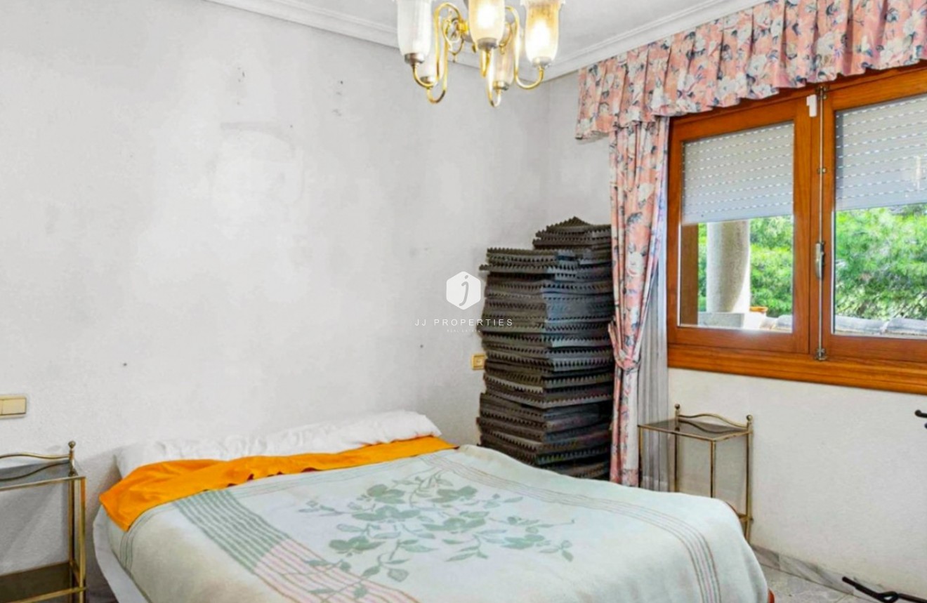 Aus zweiter Hand - Villa -
Torrevieja - Costa Blanca