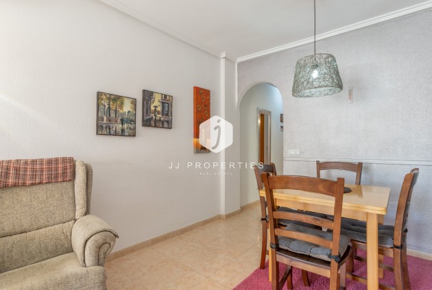 Z drugiej ręki - Mieszkanie w bloku -
Torrevieja - Costa Blanca