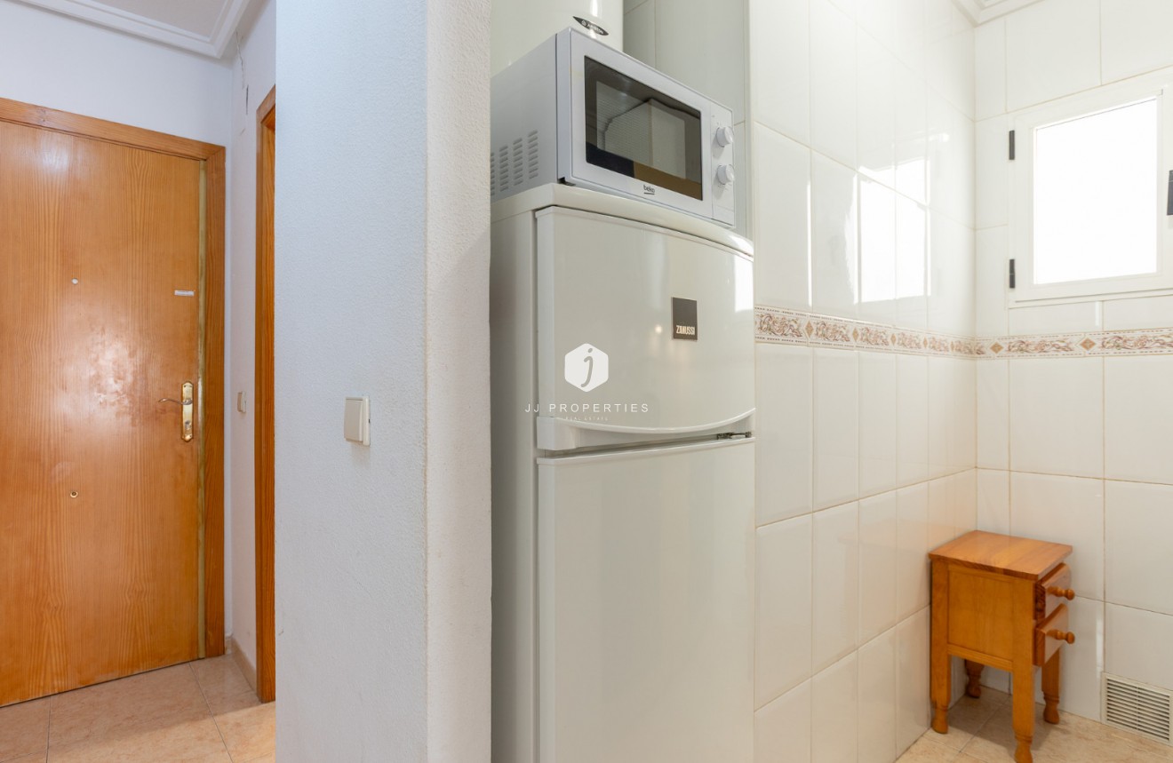 Z drugiej ręki - Mieszkanie w bloku -
Torrevieja - Costa Blanca