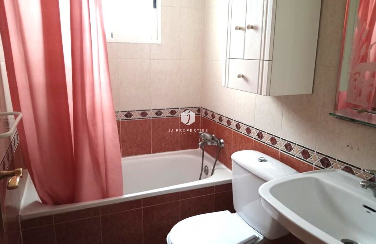 D'occasion - Appartement -
Torrevieja - El molino