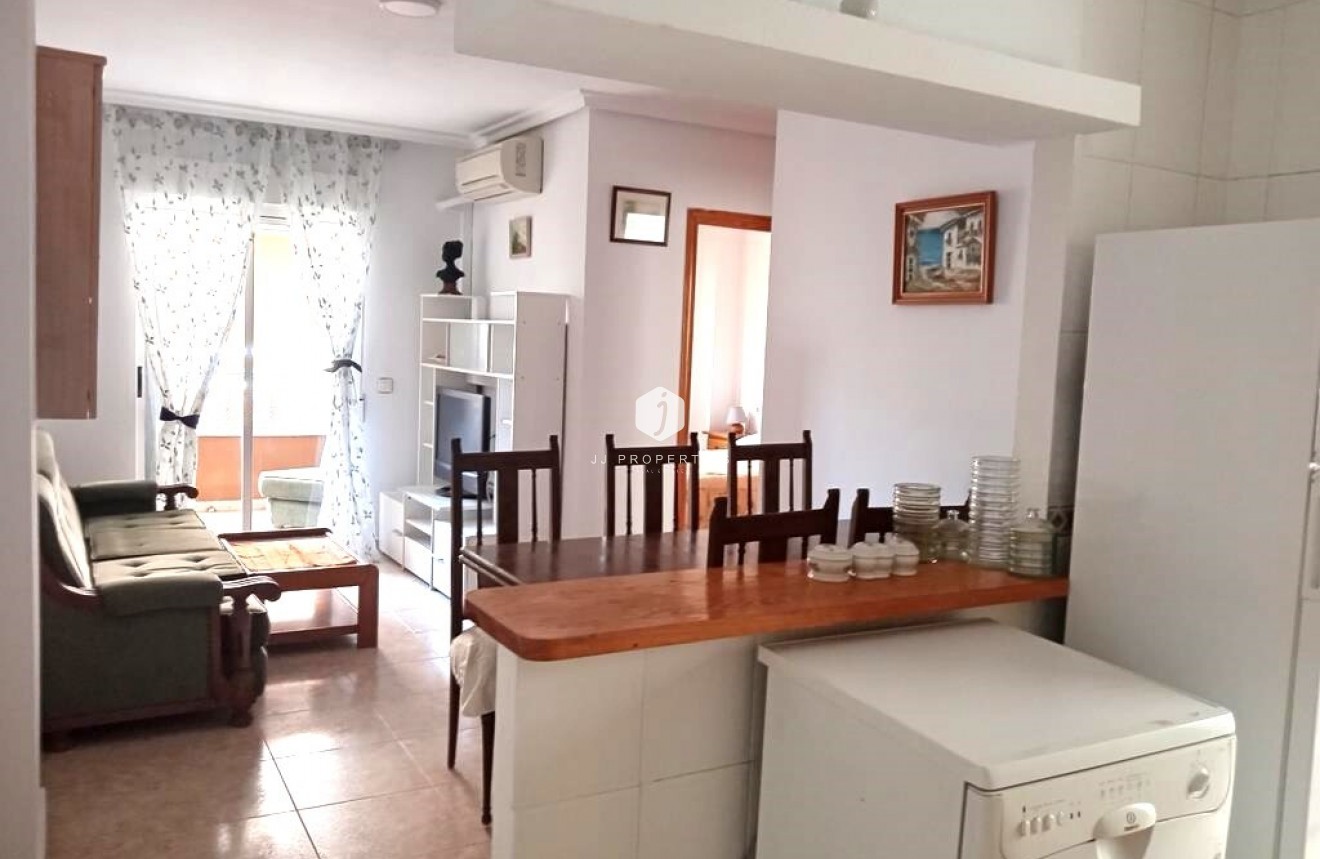 D'occasion - Appartement -
Torrevieja - El molino
