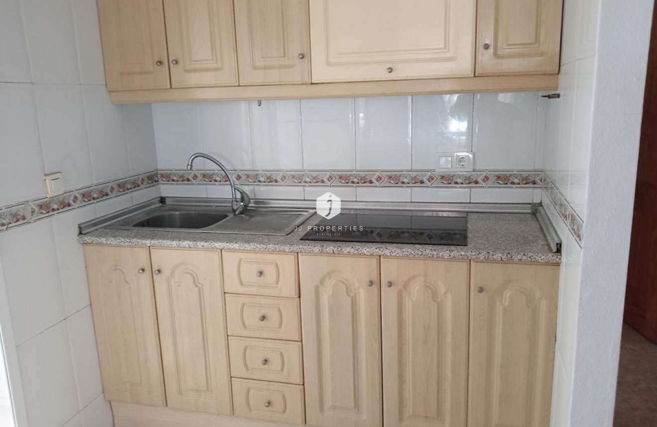 D'occasion - Appartement -
Torrevieja - El molino