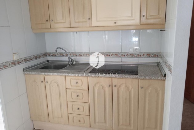 D'occasion - Appartement -
Torrevieja - El molino