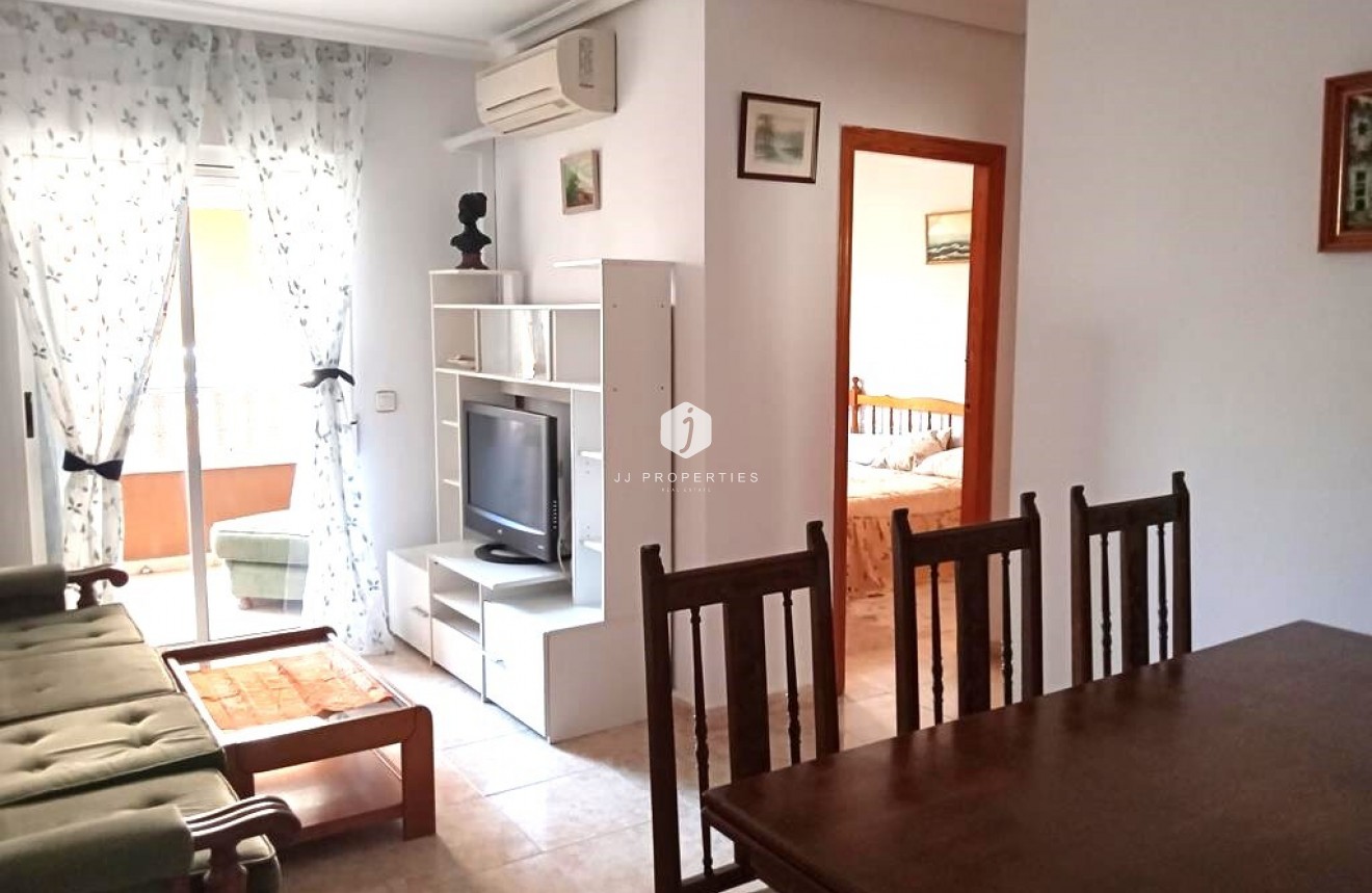 D'occasion - Appartement -
Torrevieja - El molino