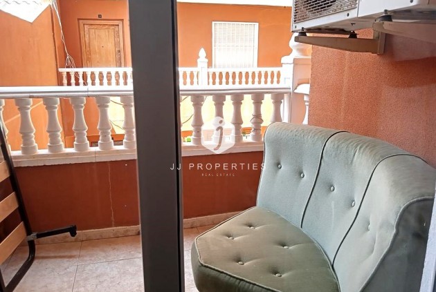 D'occasion - Appartement -
Torrevieja - El molino