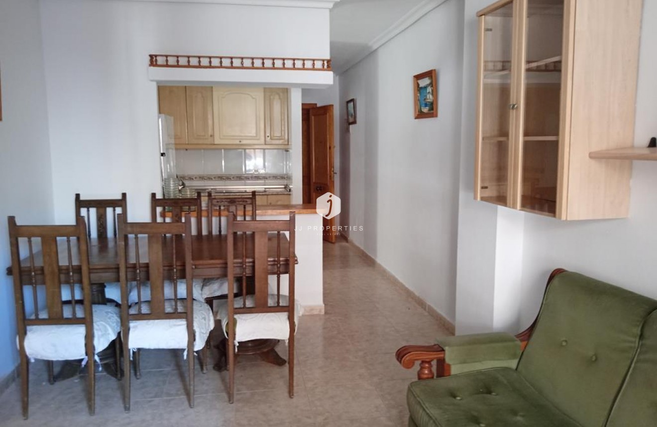 D'occasion - Appartement -
Torrevieja - El molino