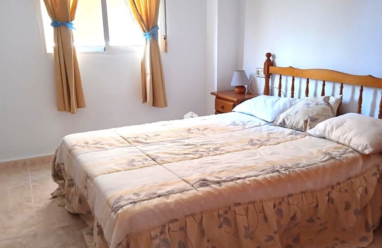 D'occasion - Appartement -
Torrevieja - El molino