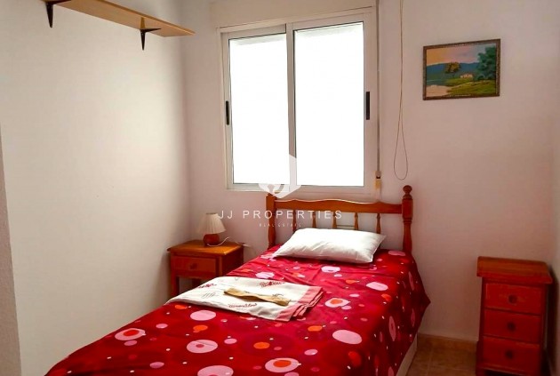 D'occasion - Appartement -
Torrevieja - El molino
