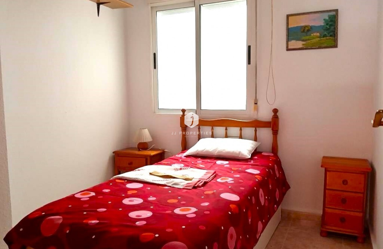 D'occasion - Appartement -
Torrevieja - El molino