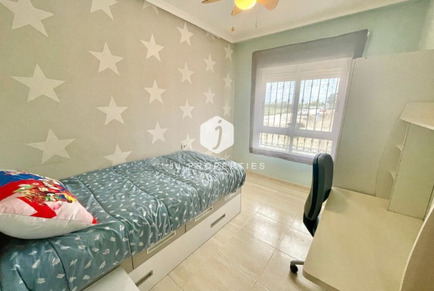 Tweedehands - Appartement / flat -
Almoradí - Inland